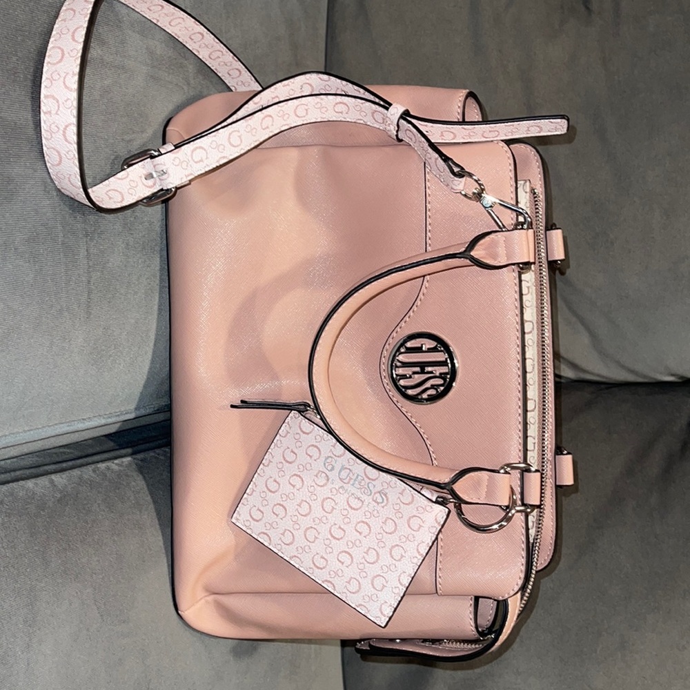 Baby pink Guess purse, 3 large compartments including a coin wallet